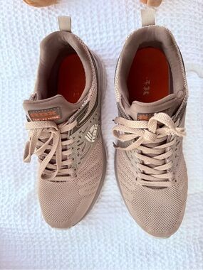 RBX Men’s Taupe Knit Athletic Sneakers with Orange Insole
